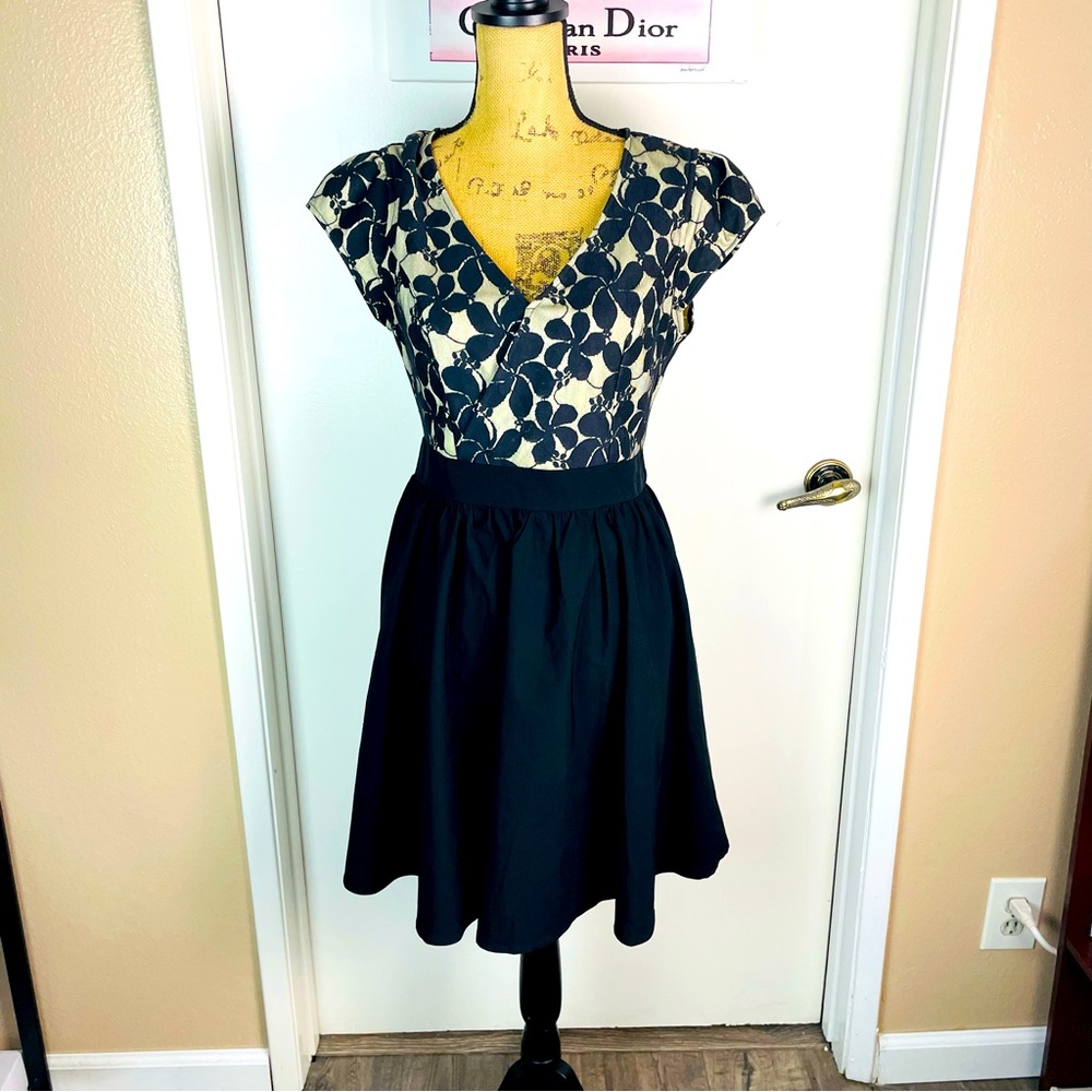 Noctflos Dress Womens Size M Black Beige Lace Midi Zip Party Night Date